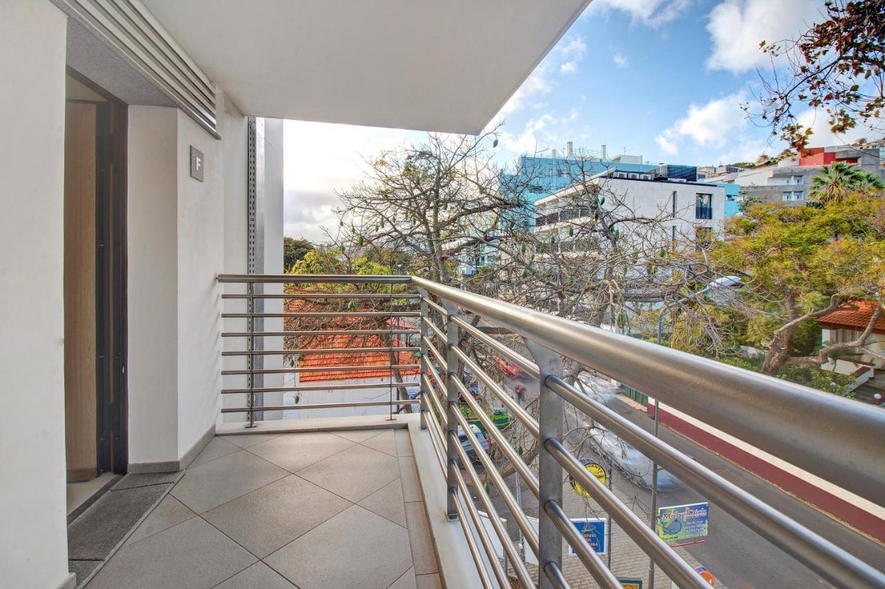 Dfm Happy Days F - Funchal Apartamento Exterior foto